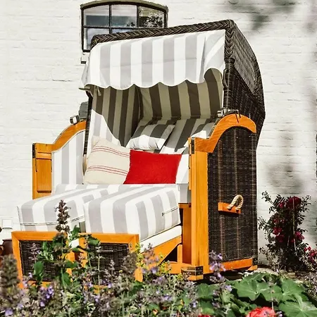 Holiday home Huus - Total